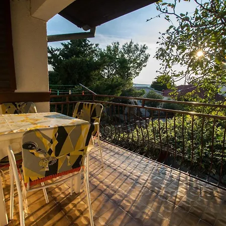 In Starigrad-paklenica 6852 Apartament Starigrad Paklenica